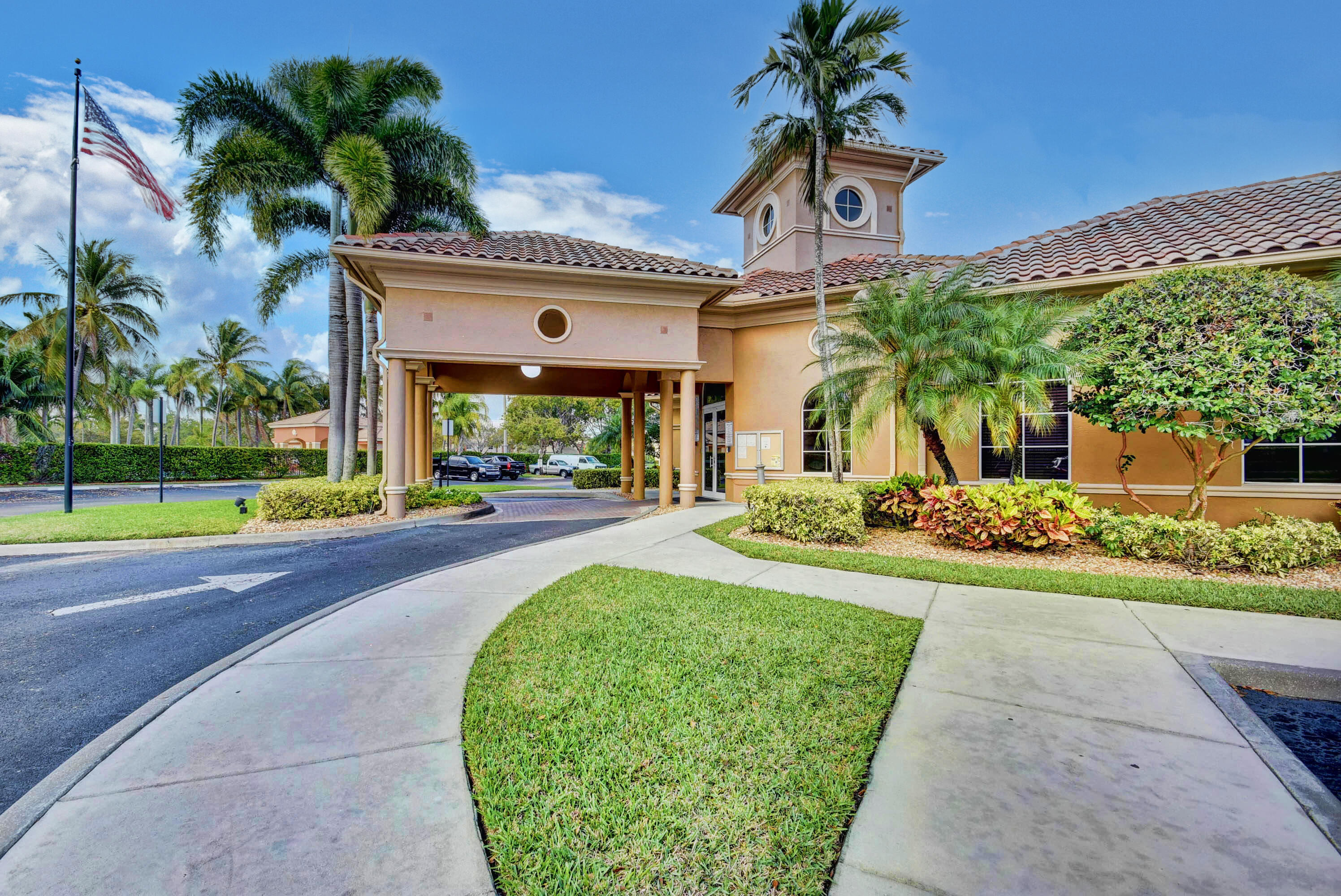 3194 Turtle Cove