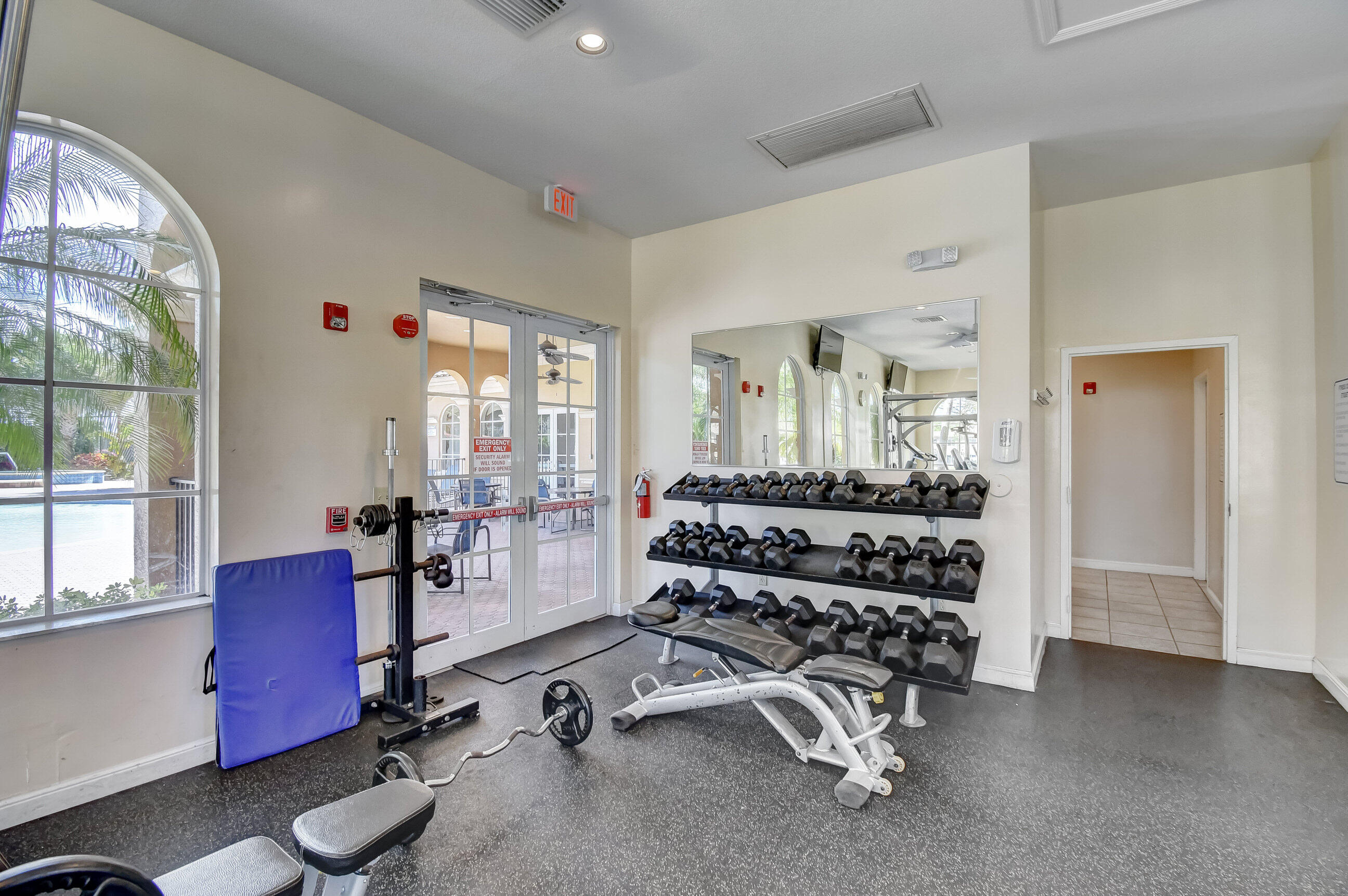 3194 Turtle Cove