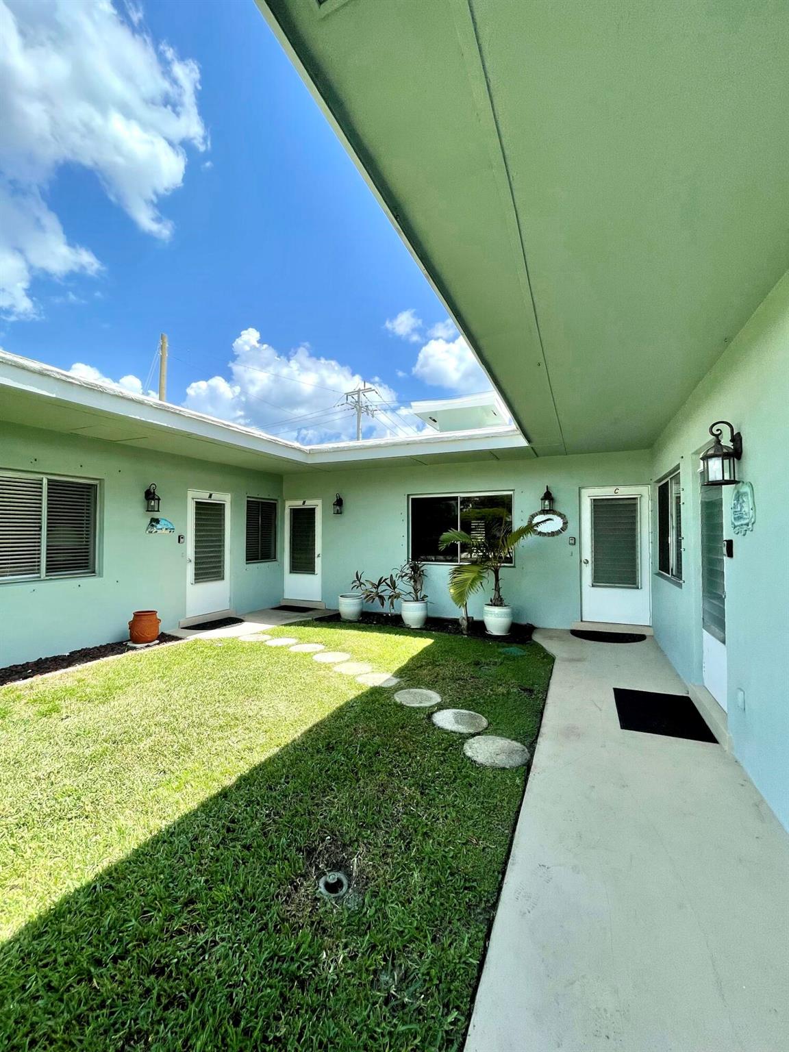 262 SE 9 Avenue A