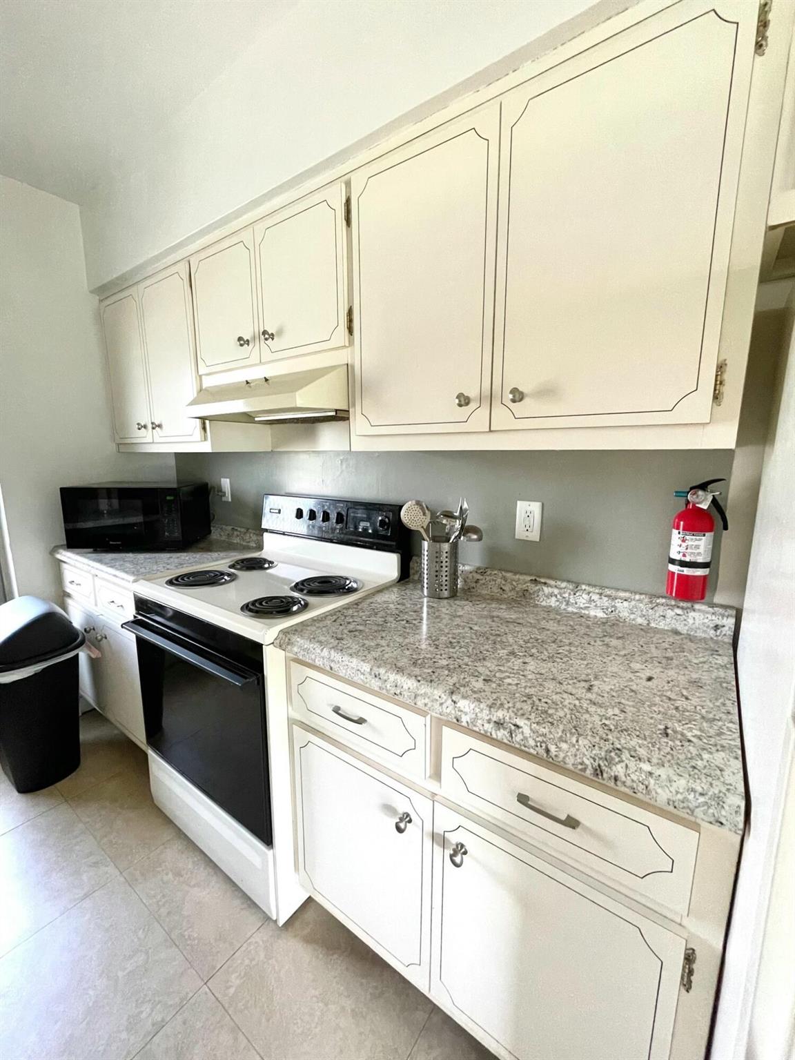 262 SE 9 Avenue A