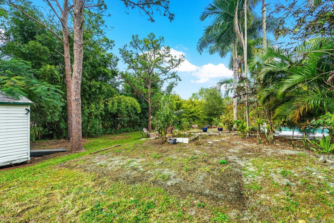 17081 Mellen Lane