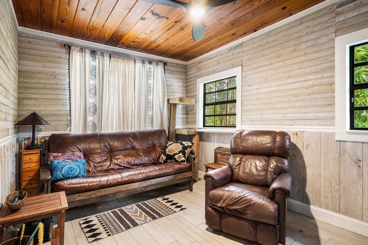 17081 Mellen Lane