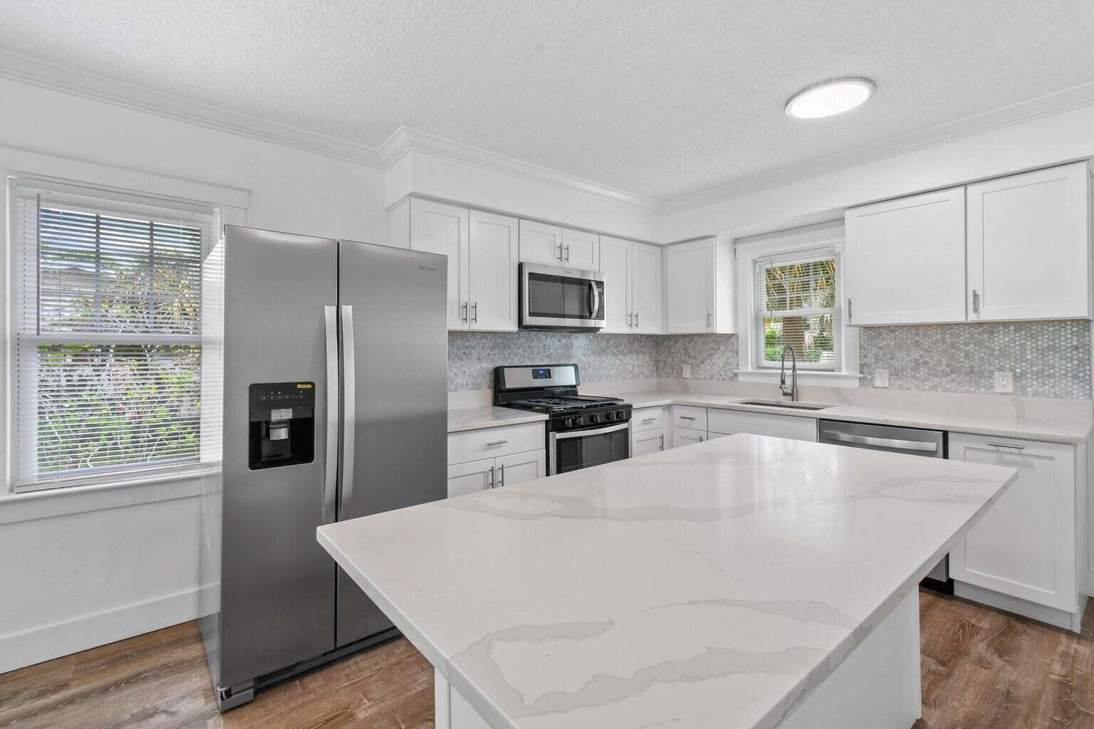 415 Greenbriar Drive 1