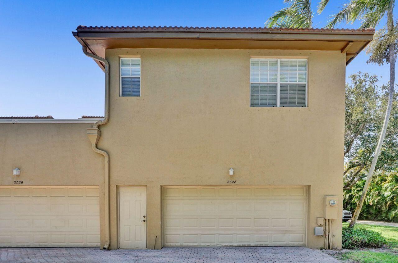 2528 NW 4th Street
