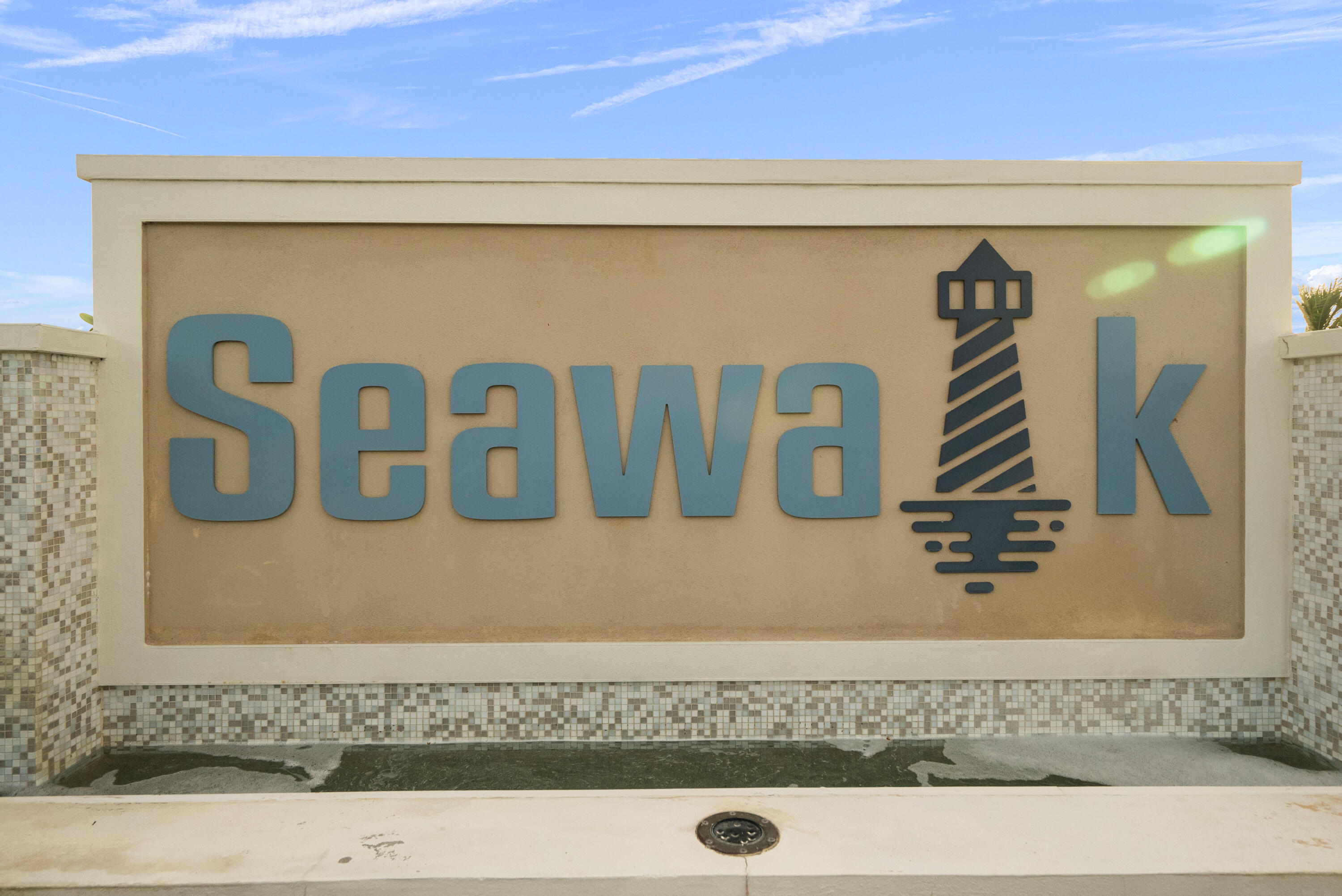 1413 NE White Pine Terrace