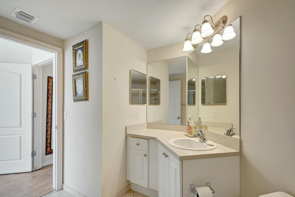 11023 Legacy 204 Lane 204