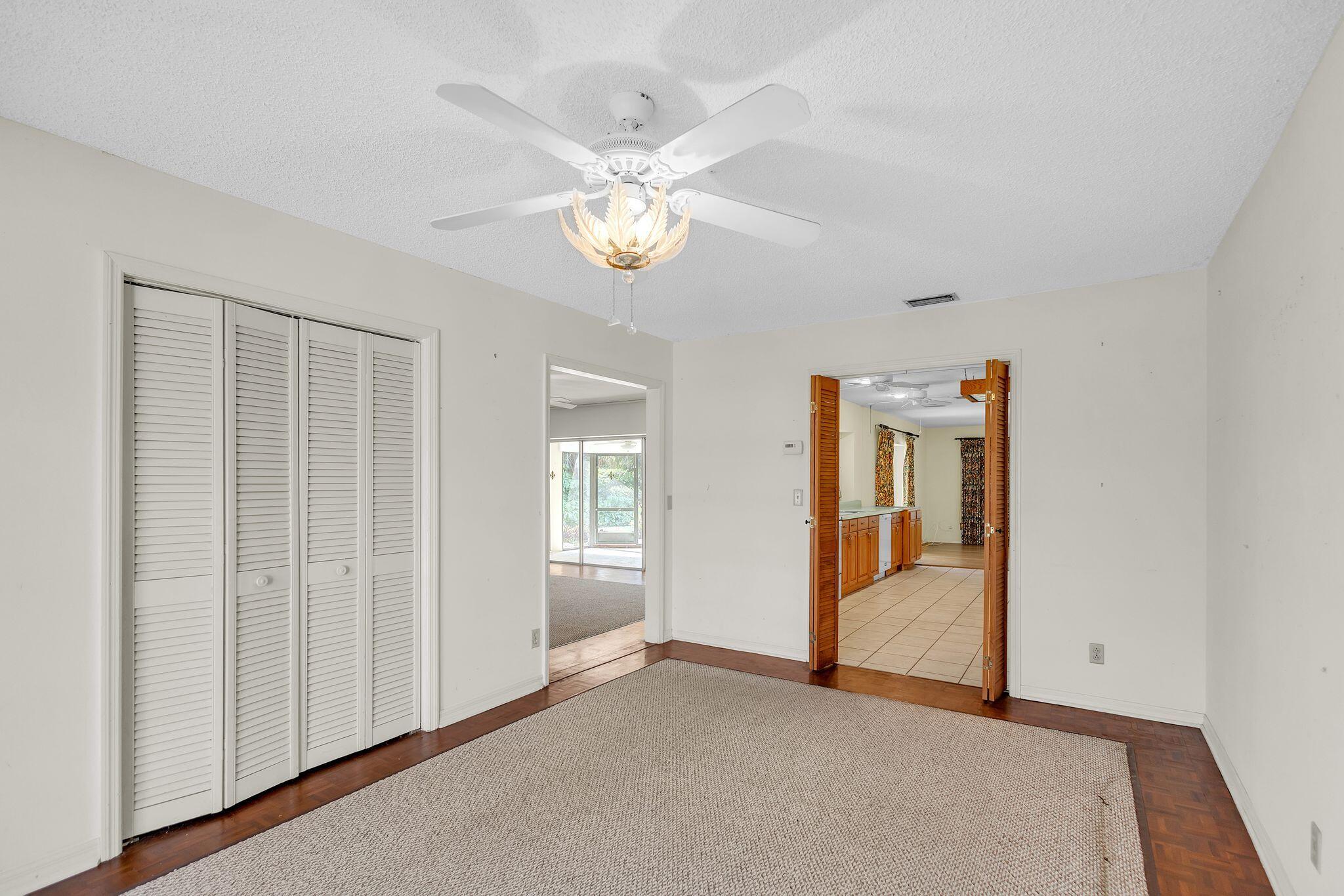 11 Middle Road
