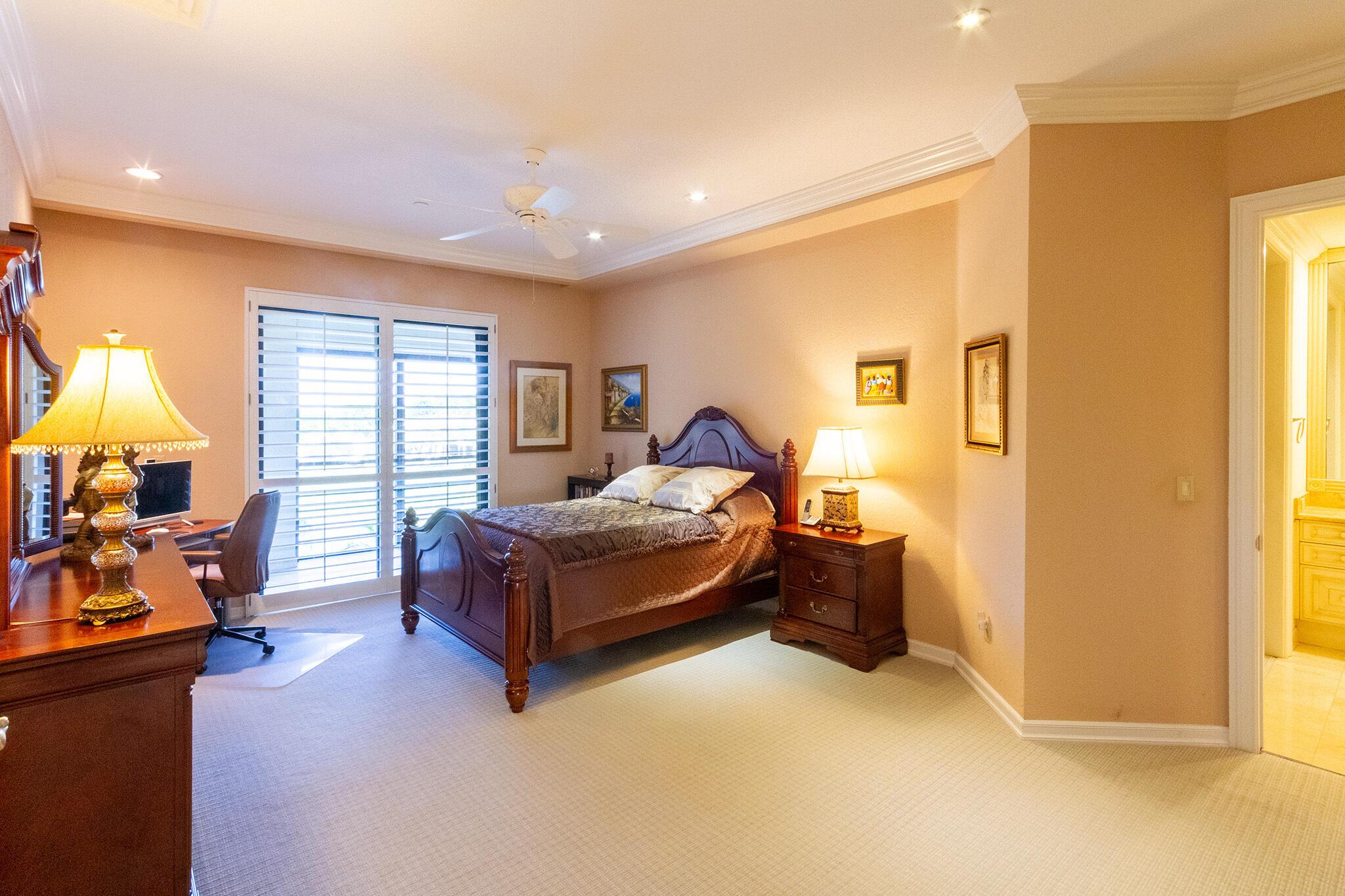 7383 Orangewood Lane 103