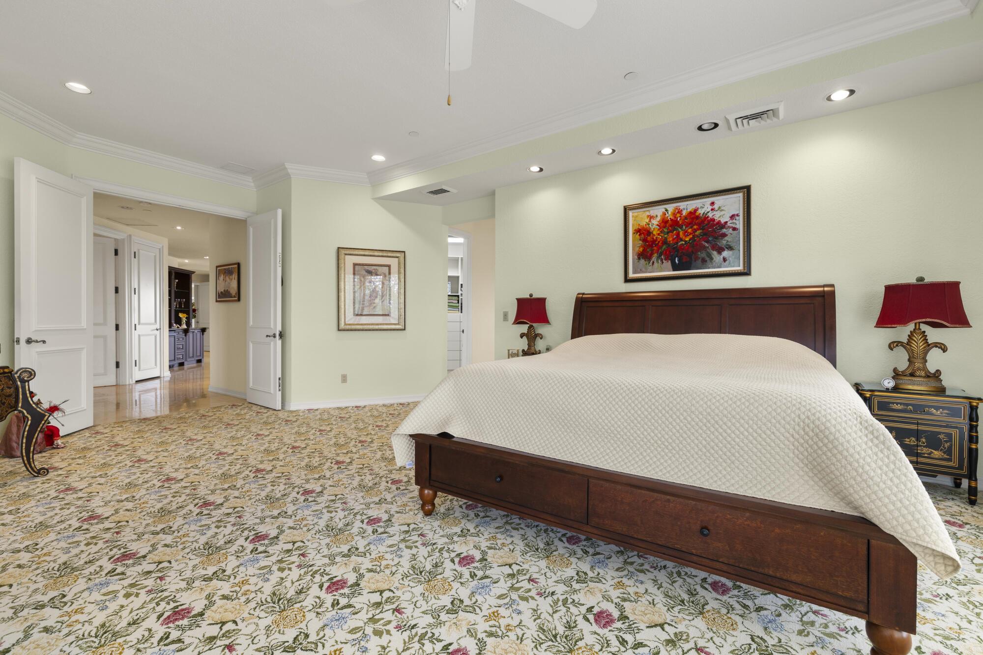 7383 Orangewood Lane 103