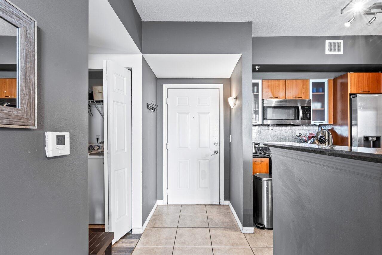 625 SE Casa Loma Boulevard 904