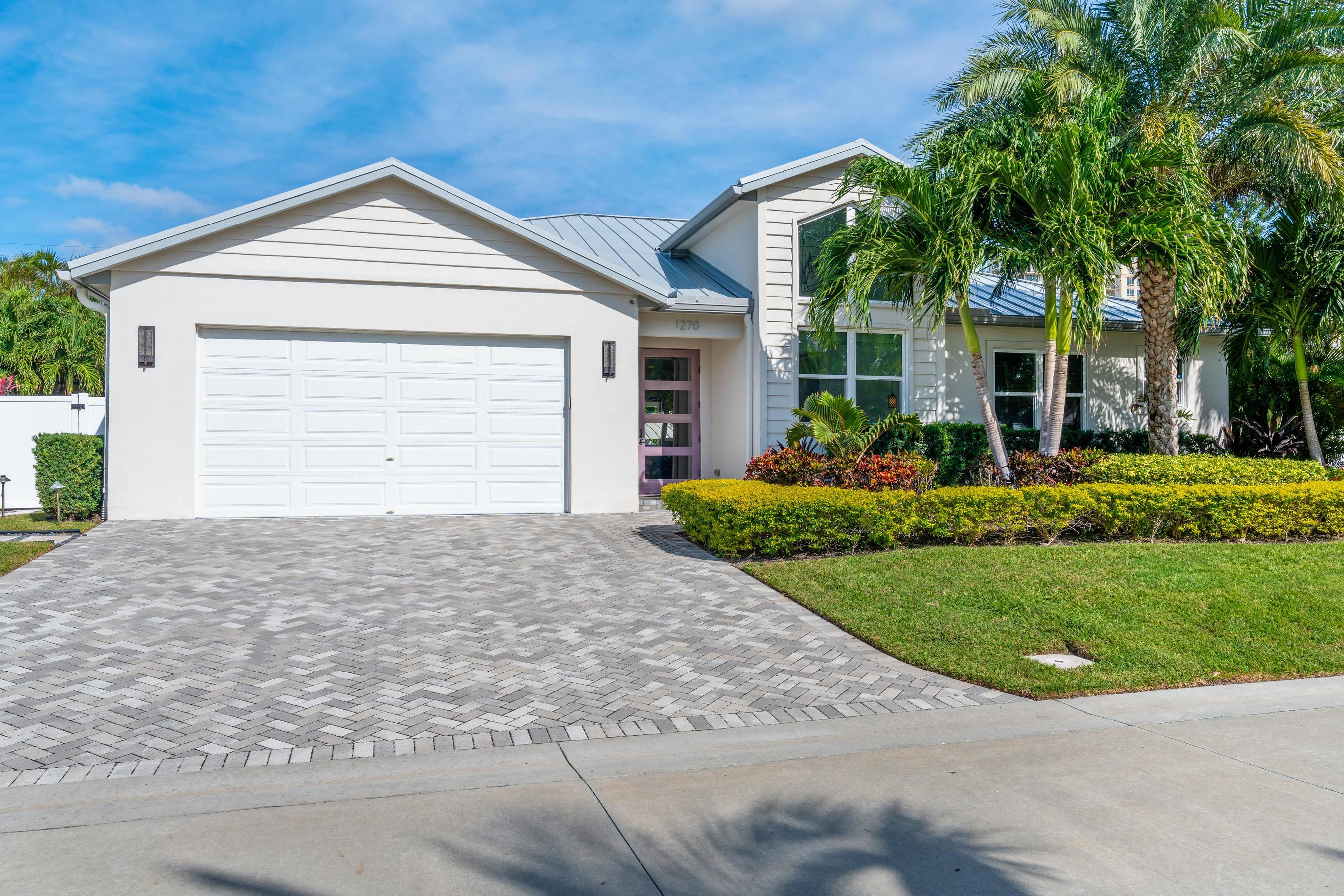 1270 Singer Drive