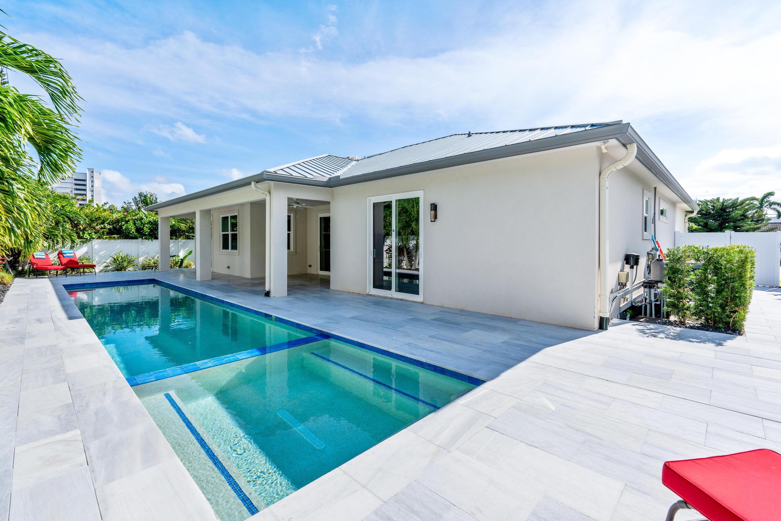 1270 Singer Drive