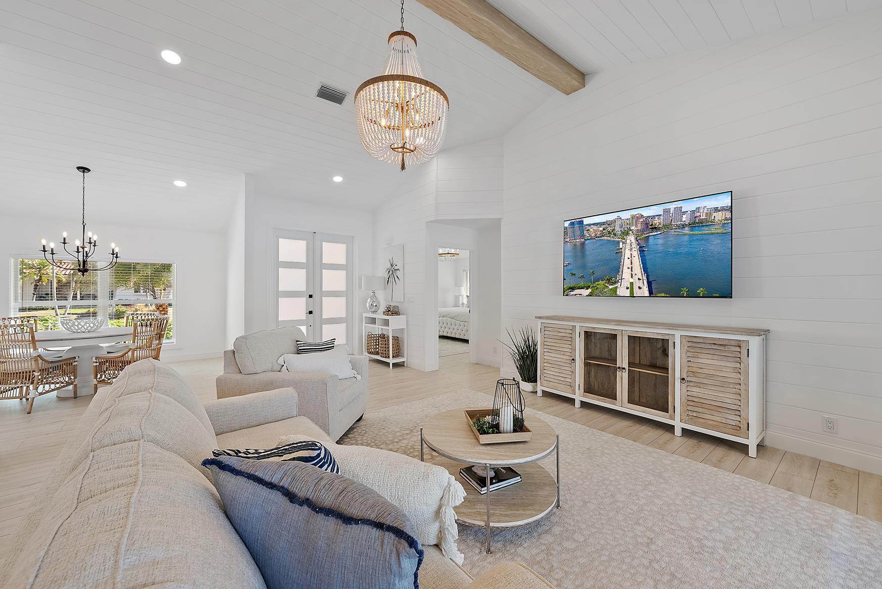 491 Sunset Way