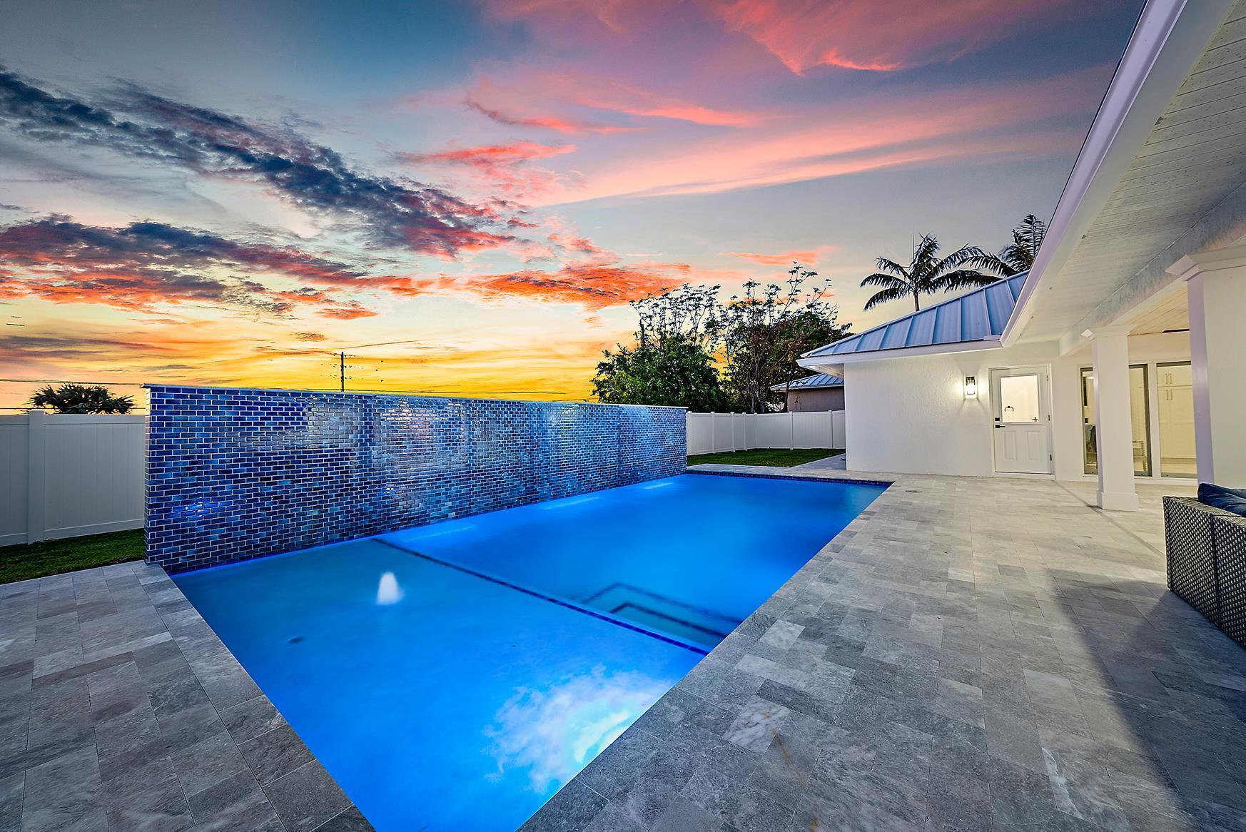 491 Sunset Way