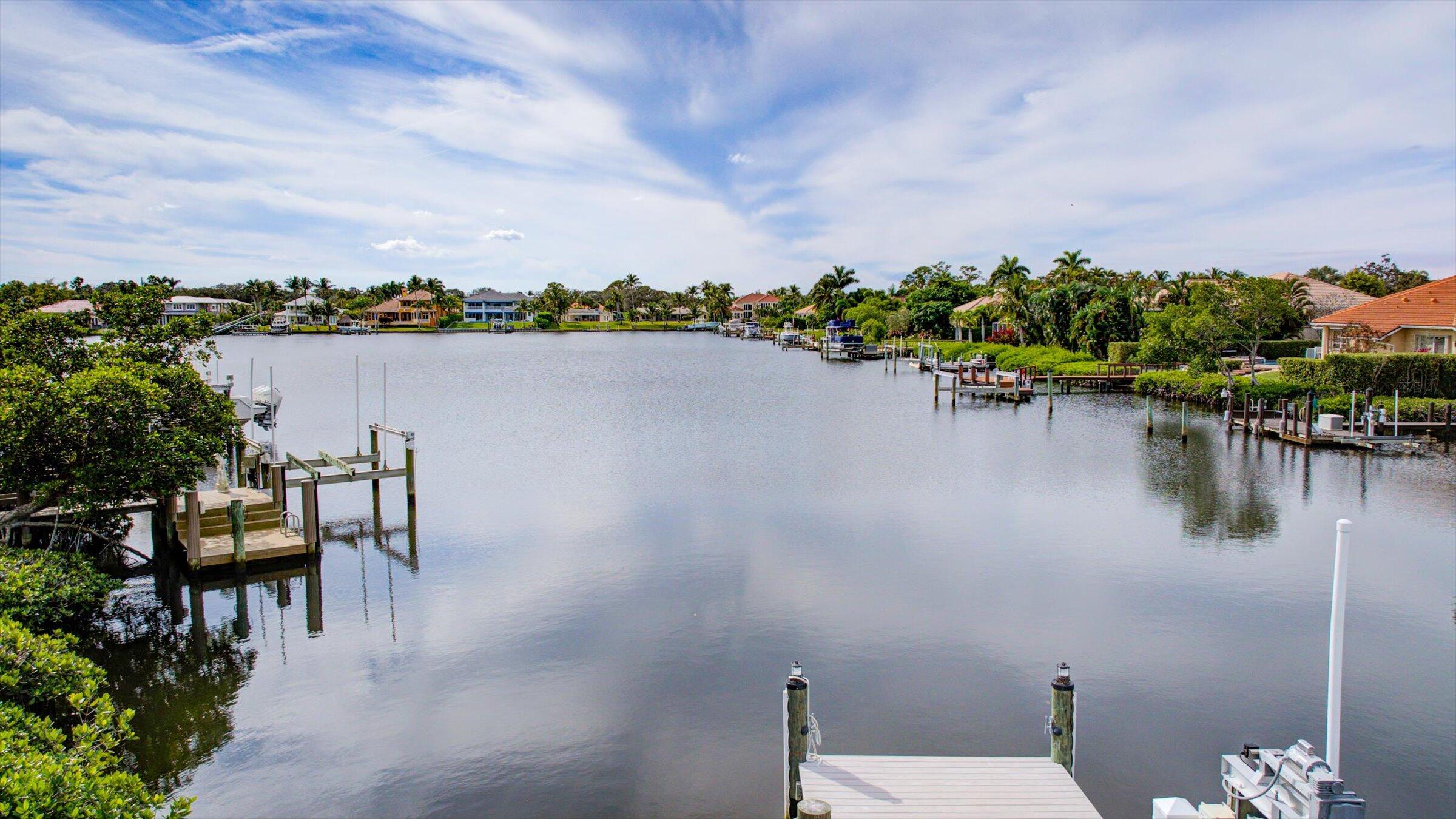 18808 SE Windward Island Lane