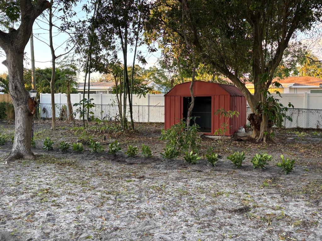 425 Greenbriar Drive