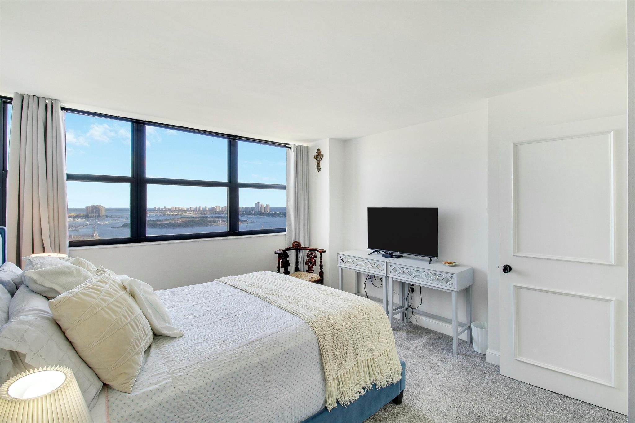 5600 N Flagler Drive Ph 107