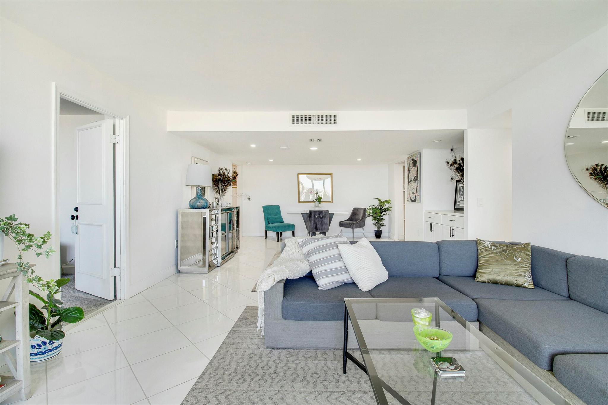 5600 N Flagler Drive Ph 107