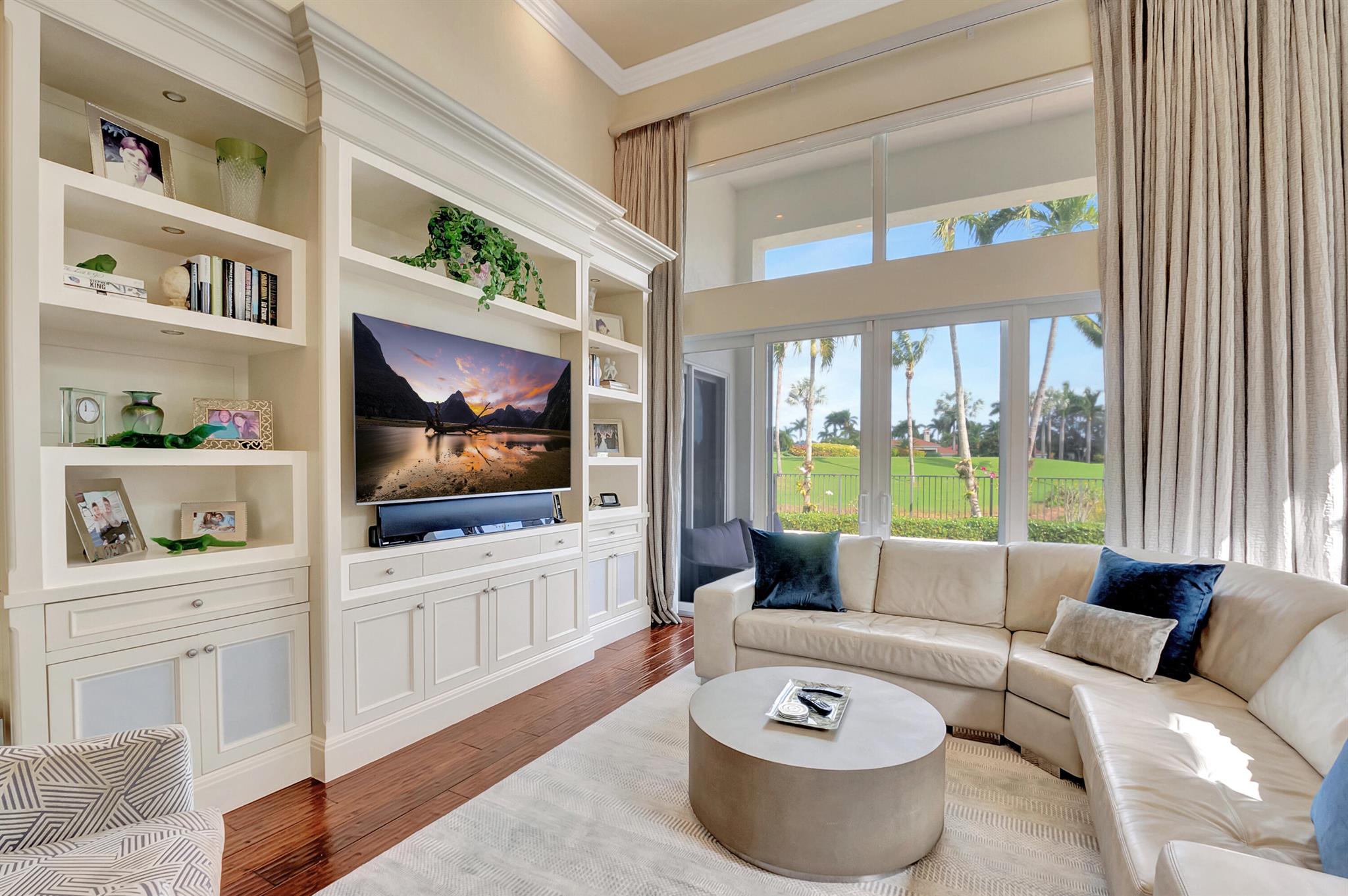 4162 NW Briarcliff Circle