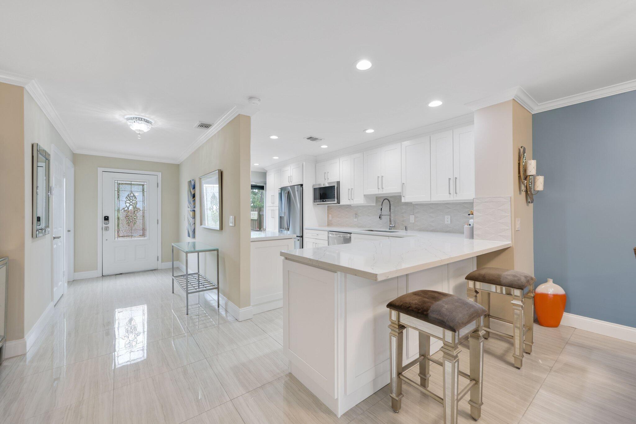 25 Southport Lane C