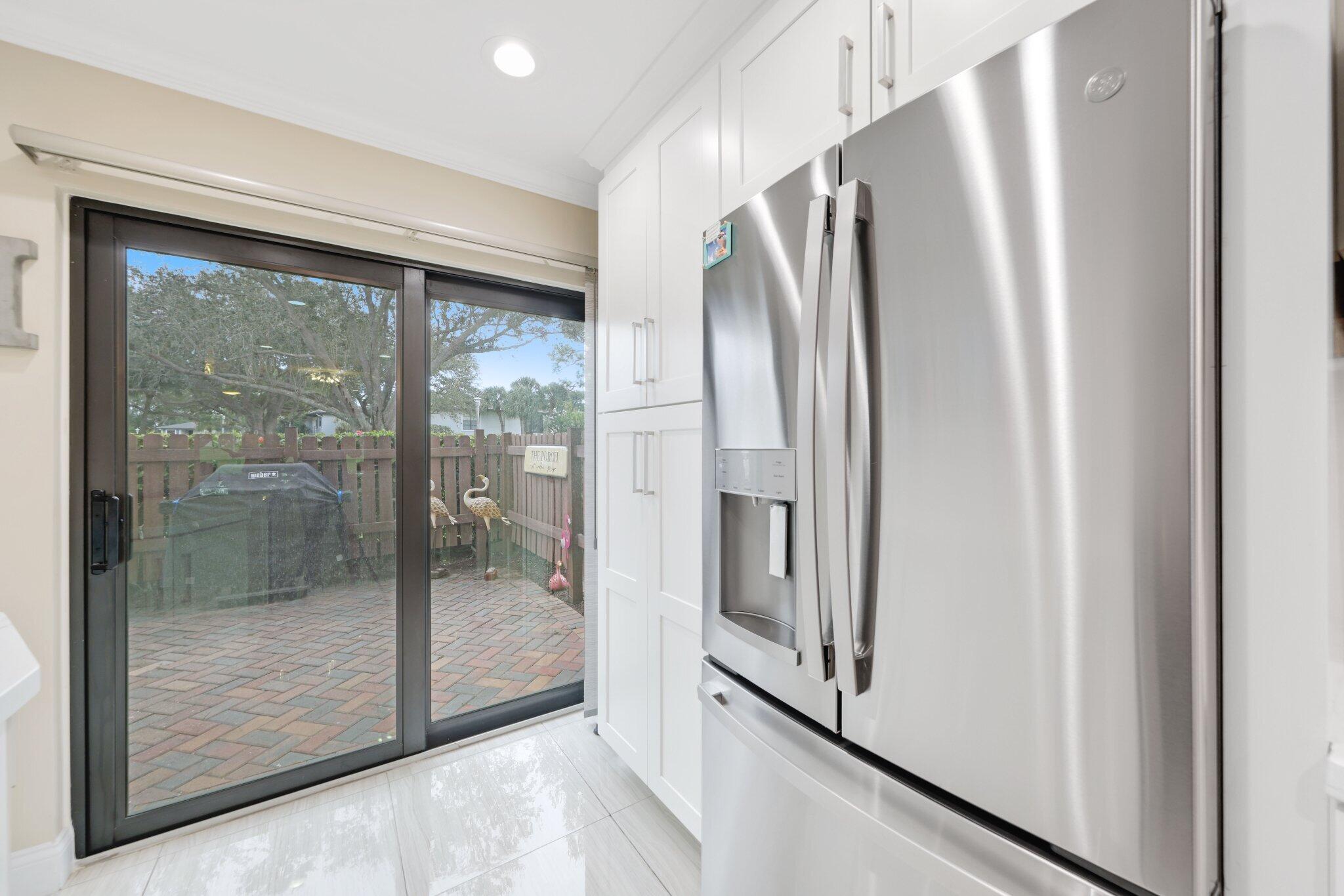 25 Southport Lane C