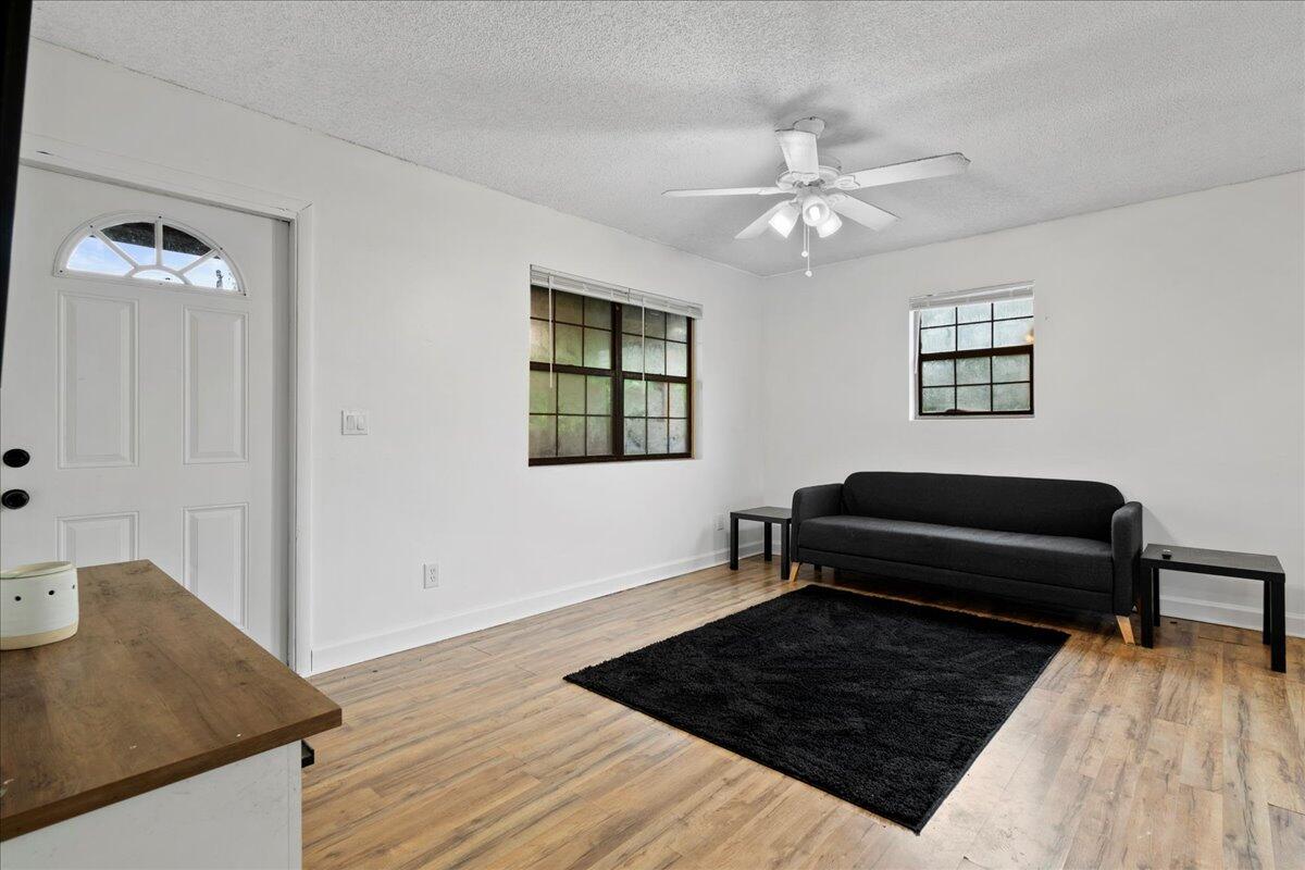 18467 47th Court N