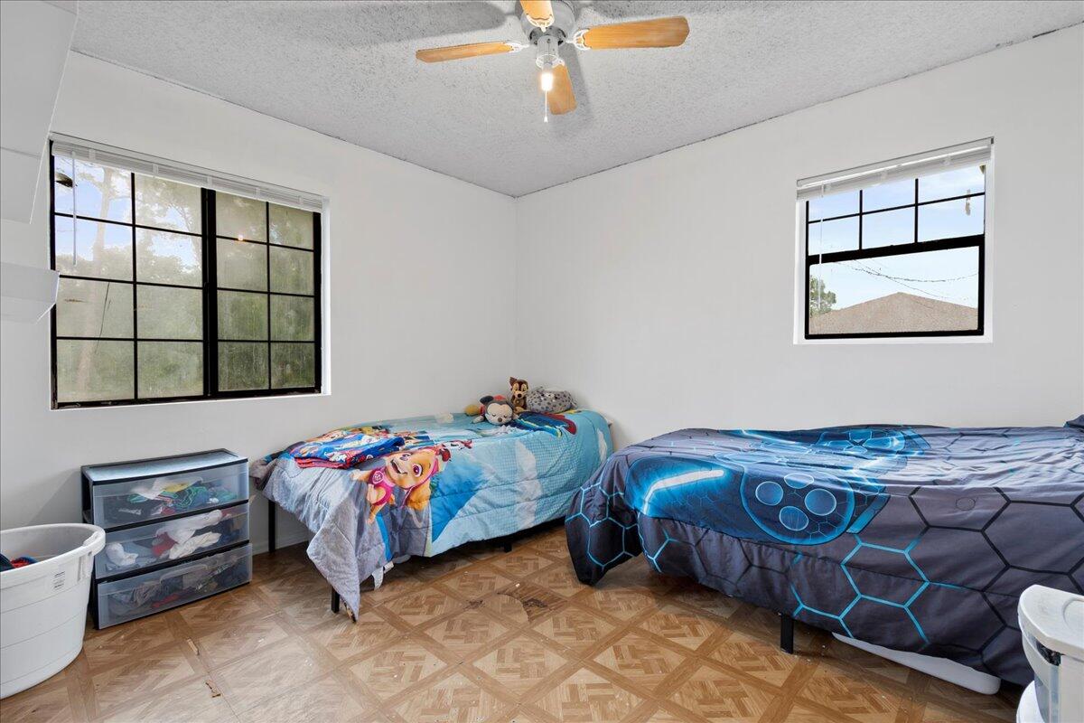 18467 47th Court N