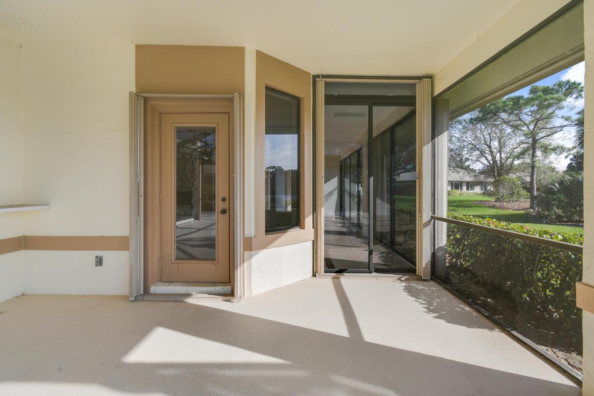 1413 NW Lancewood Terrace