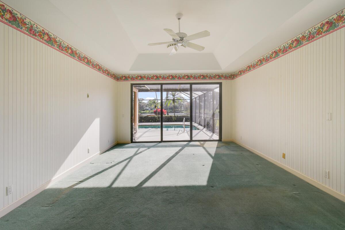 1413 NW Lancewood Terrace