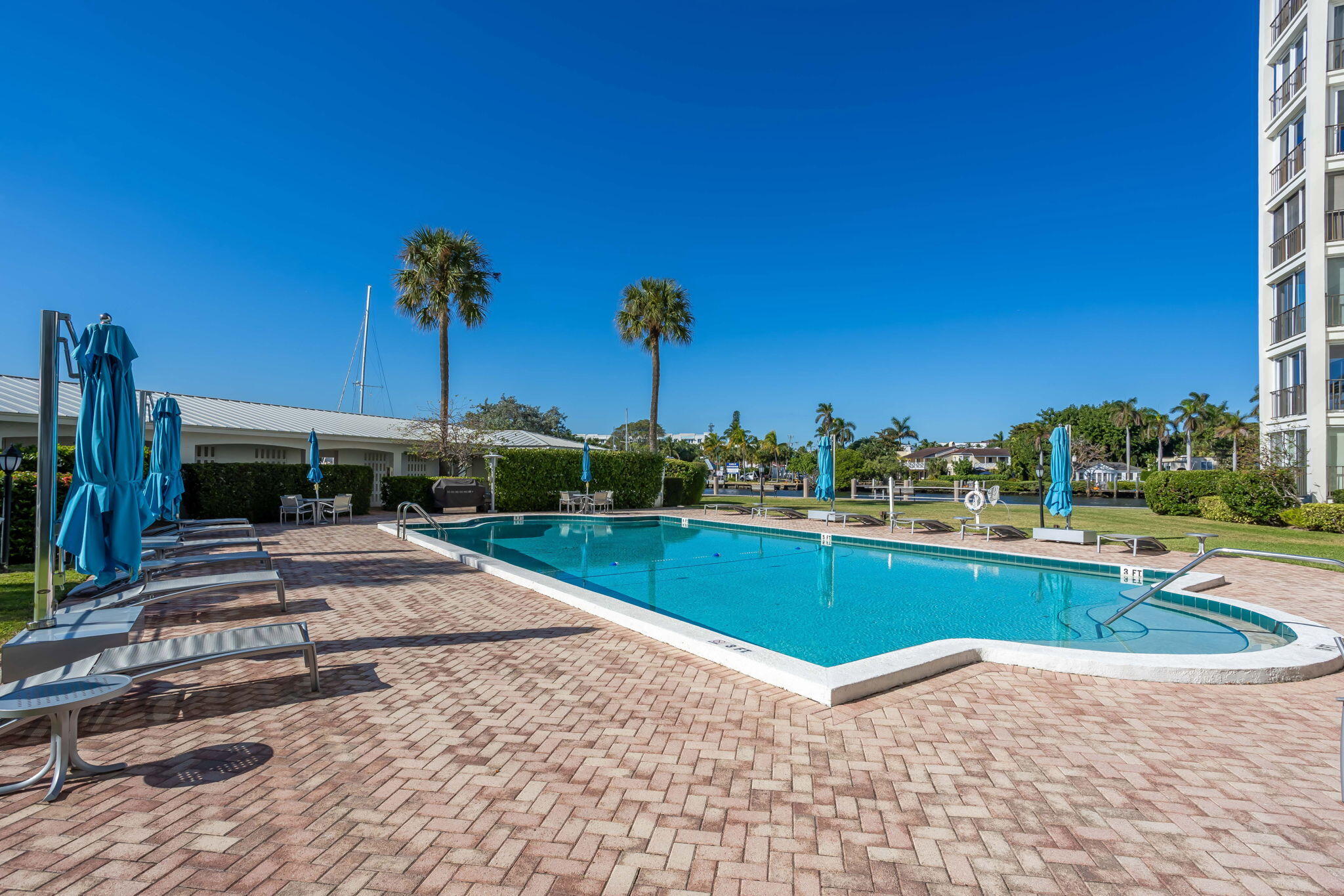 86 Macfarlane Drive 2c