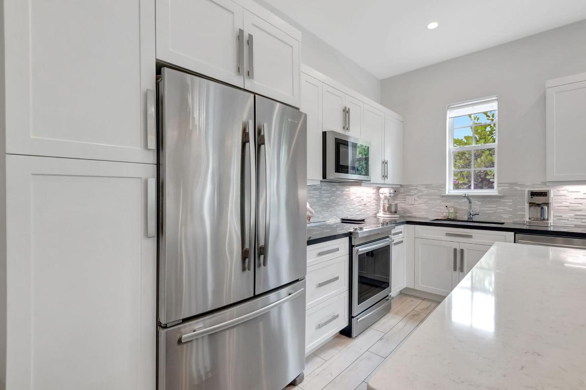 914 St George Boulevard