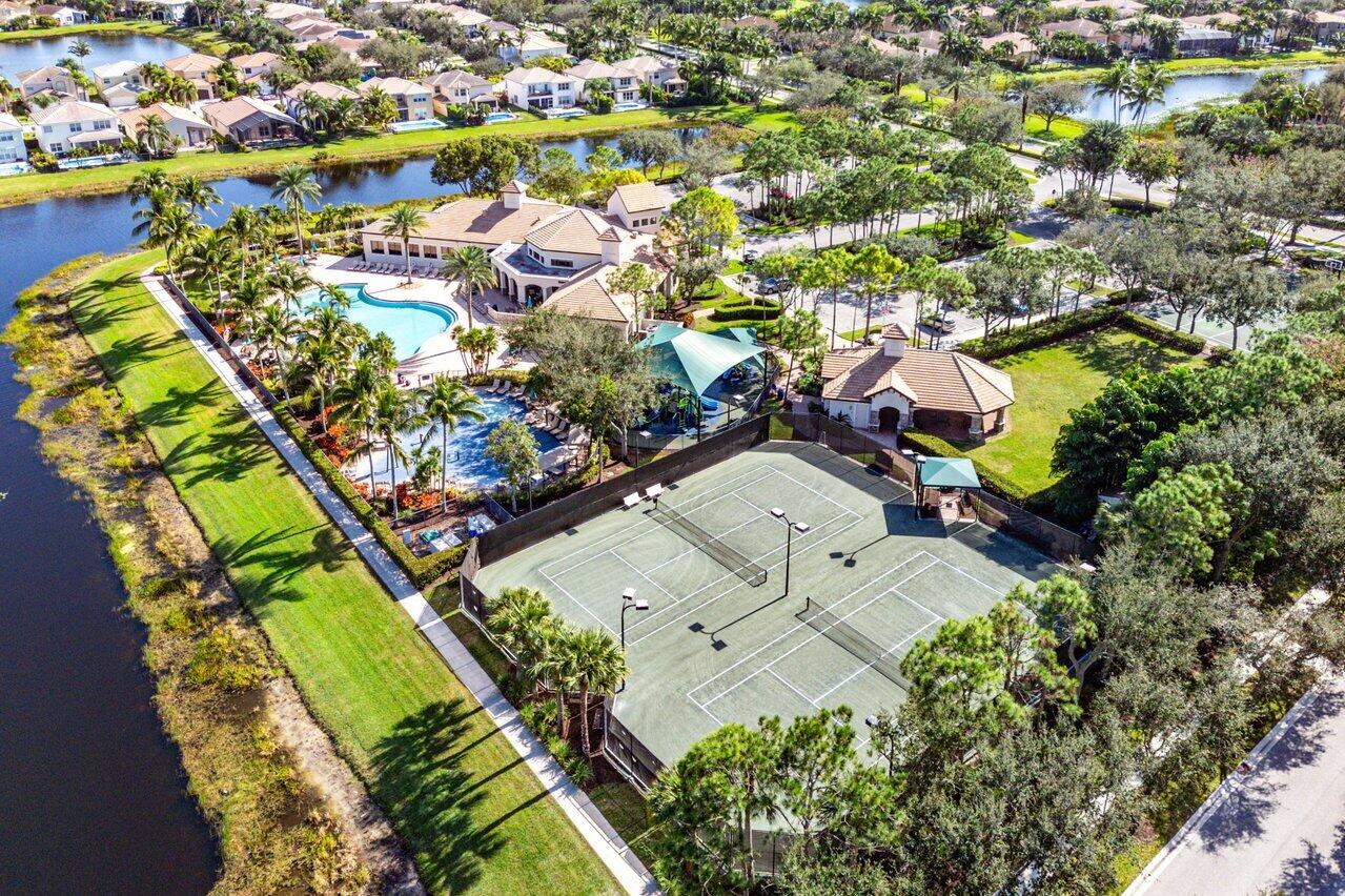10403 Gentlewood Forest Drive