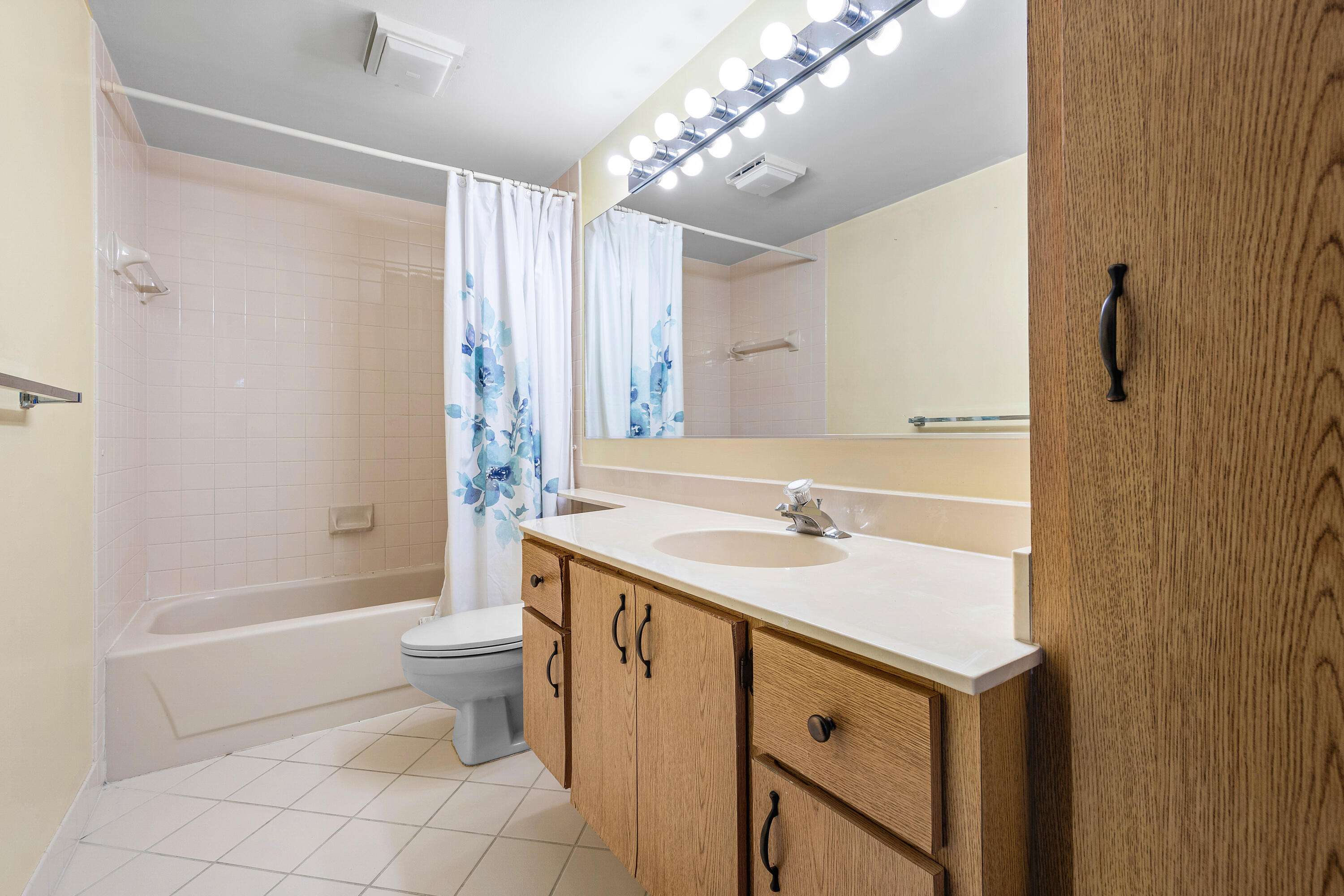 7723 77th Way