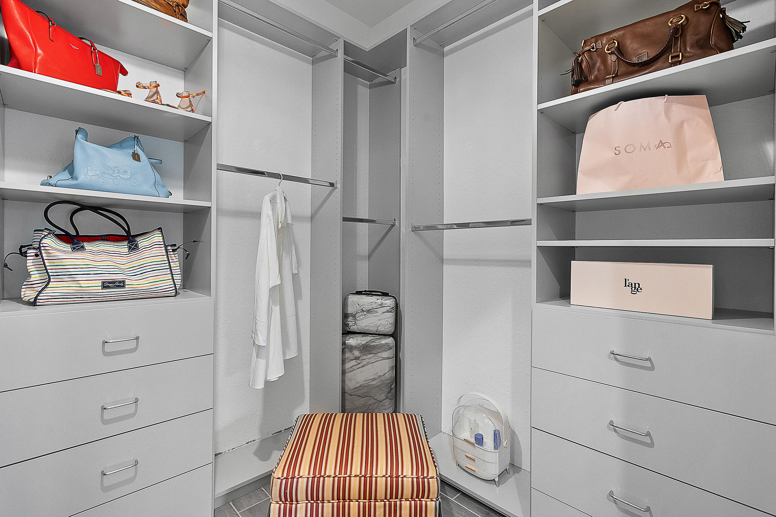 2284 SW Strawberry Terrace