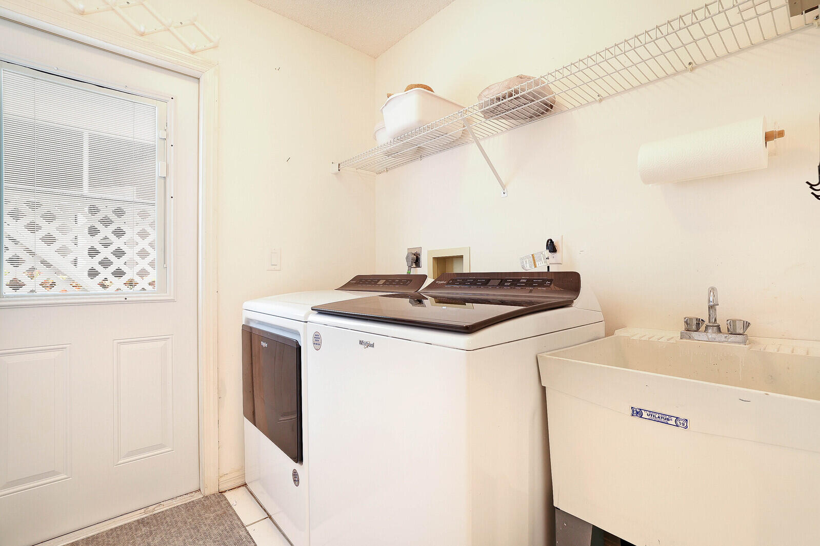 6262 Breckenridge Circle