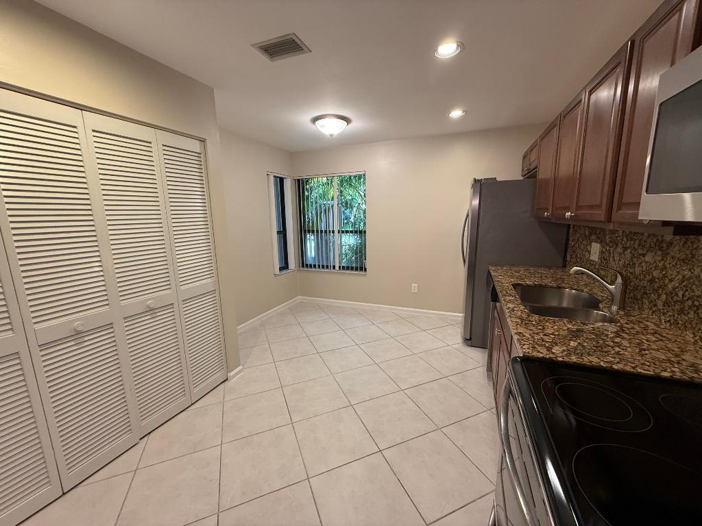 9280 Sabal Ridge Circle A