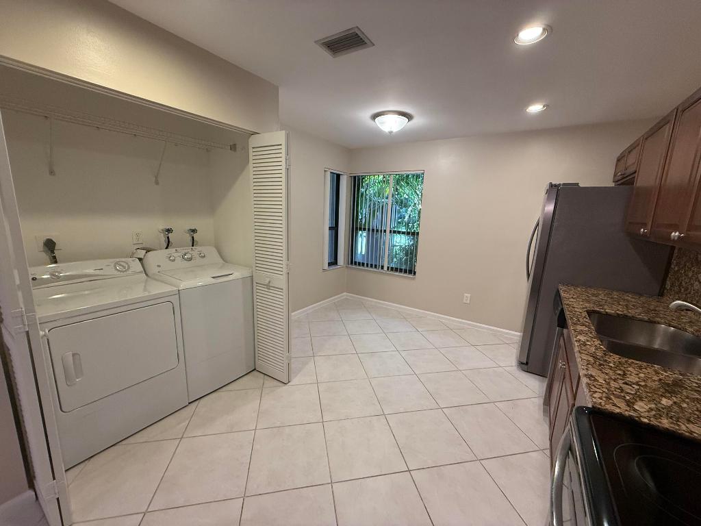 9280 Sabal Ridge Circle A