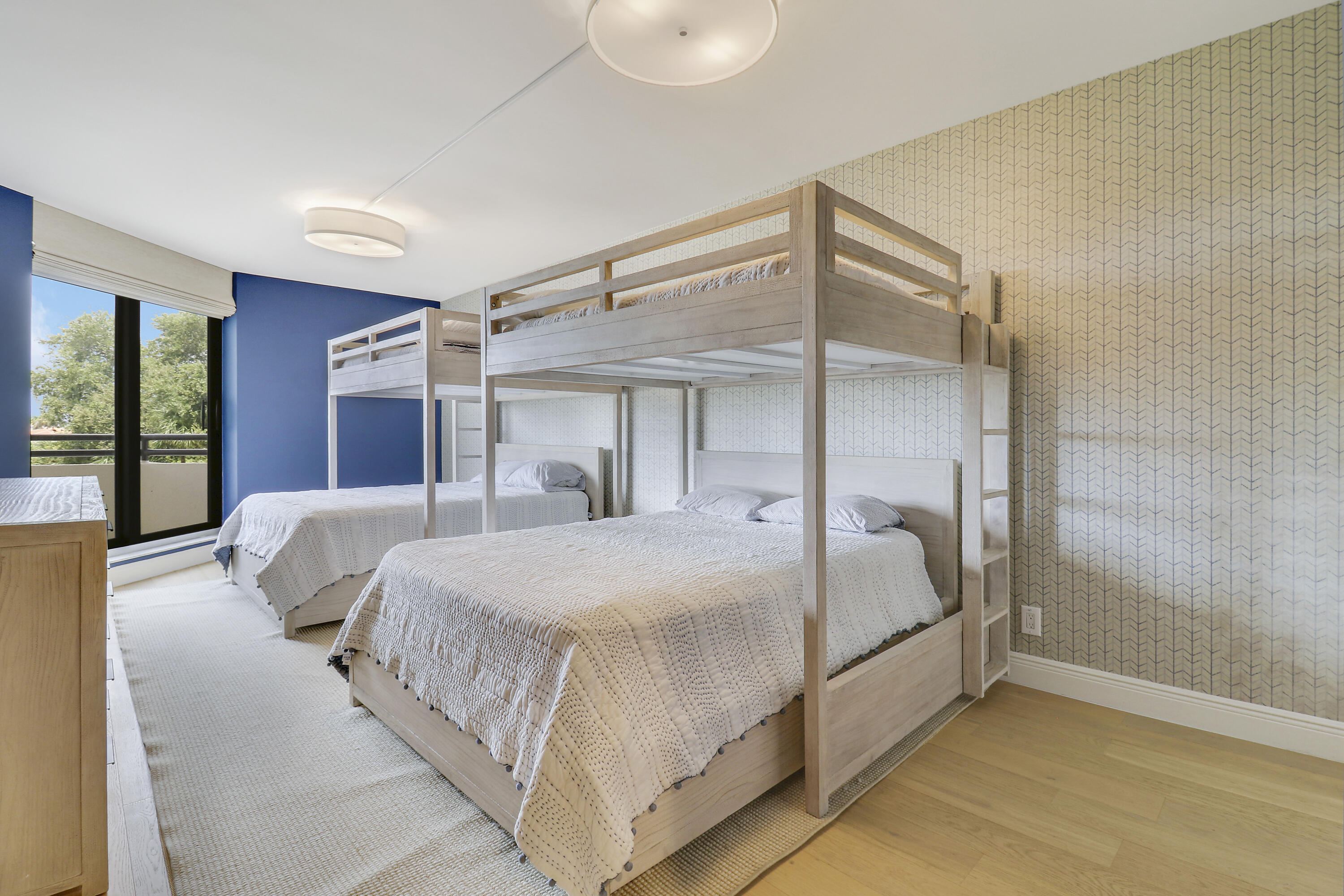 3322 Casseekey Island Road 301