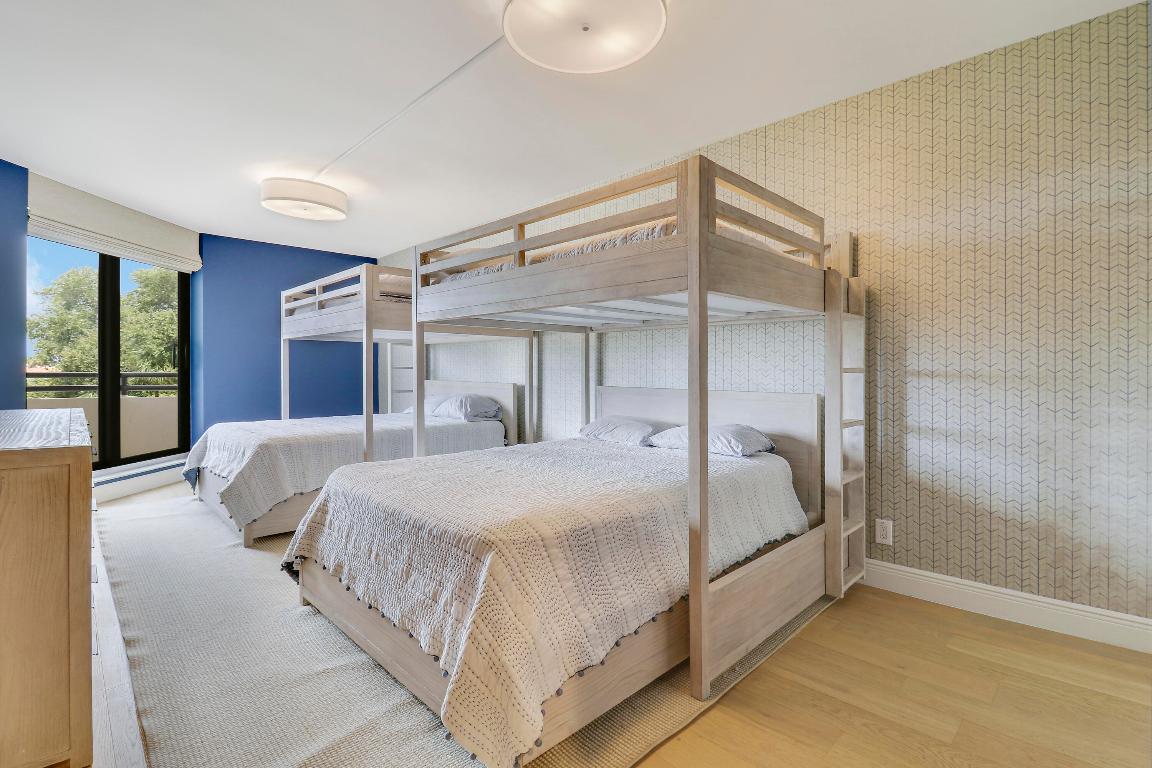 3322 Casseekey Island Road 301