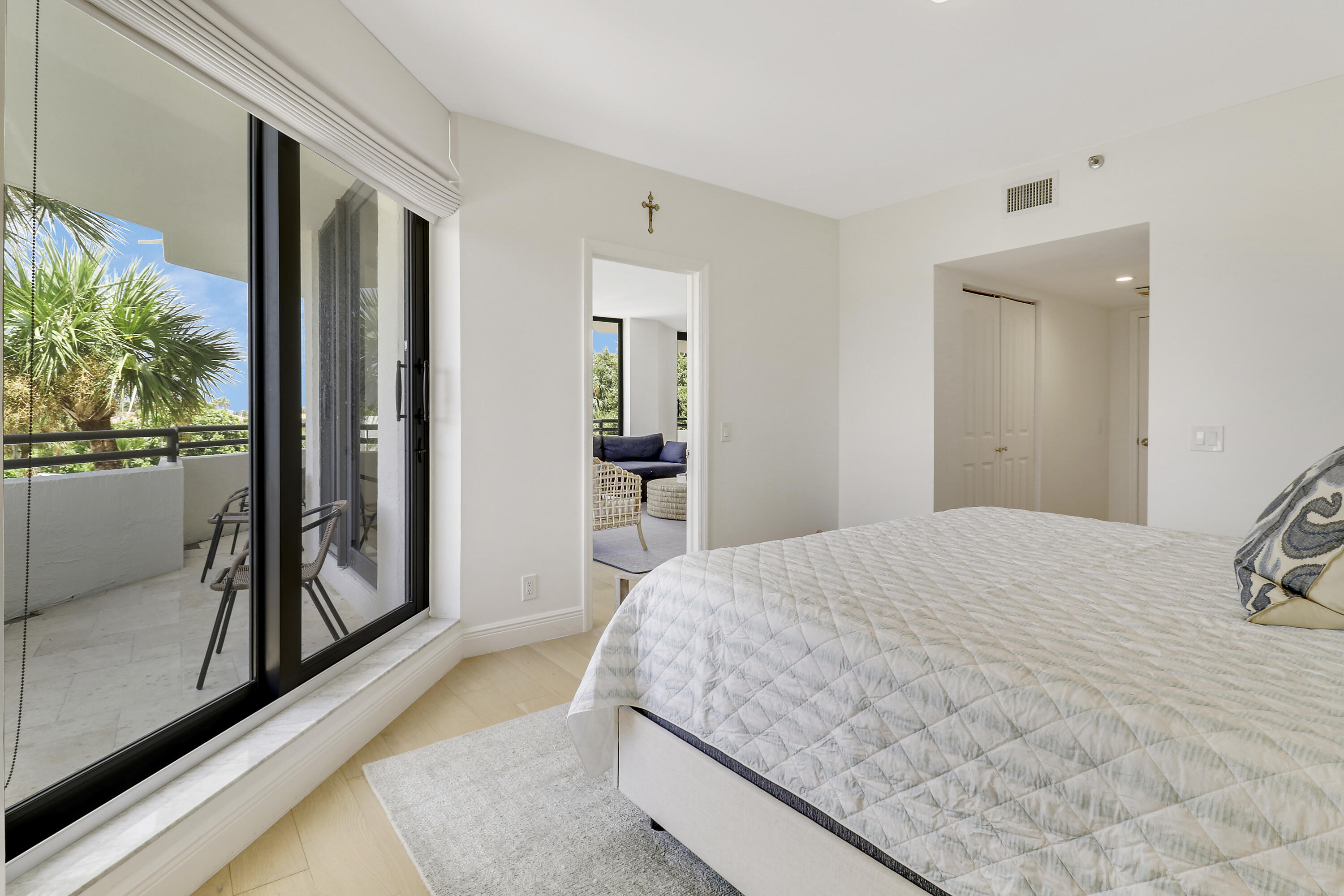 3322 Casseekey Island Road 301