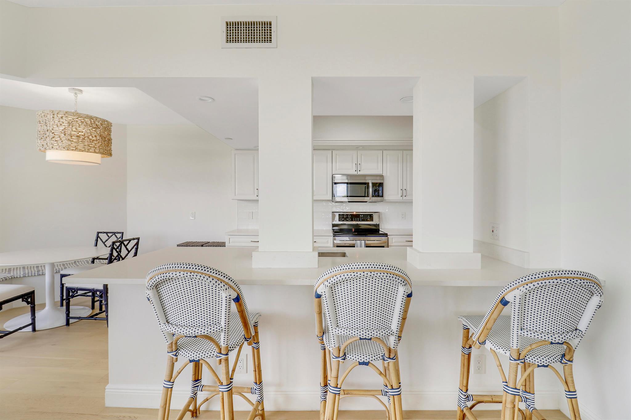 3322 Casseekey Island Road 301