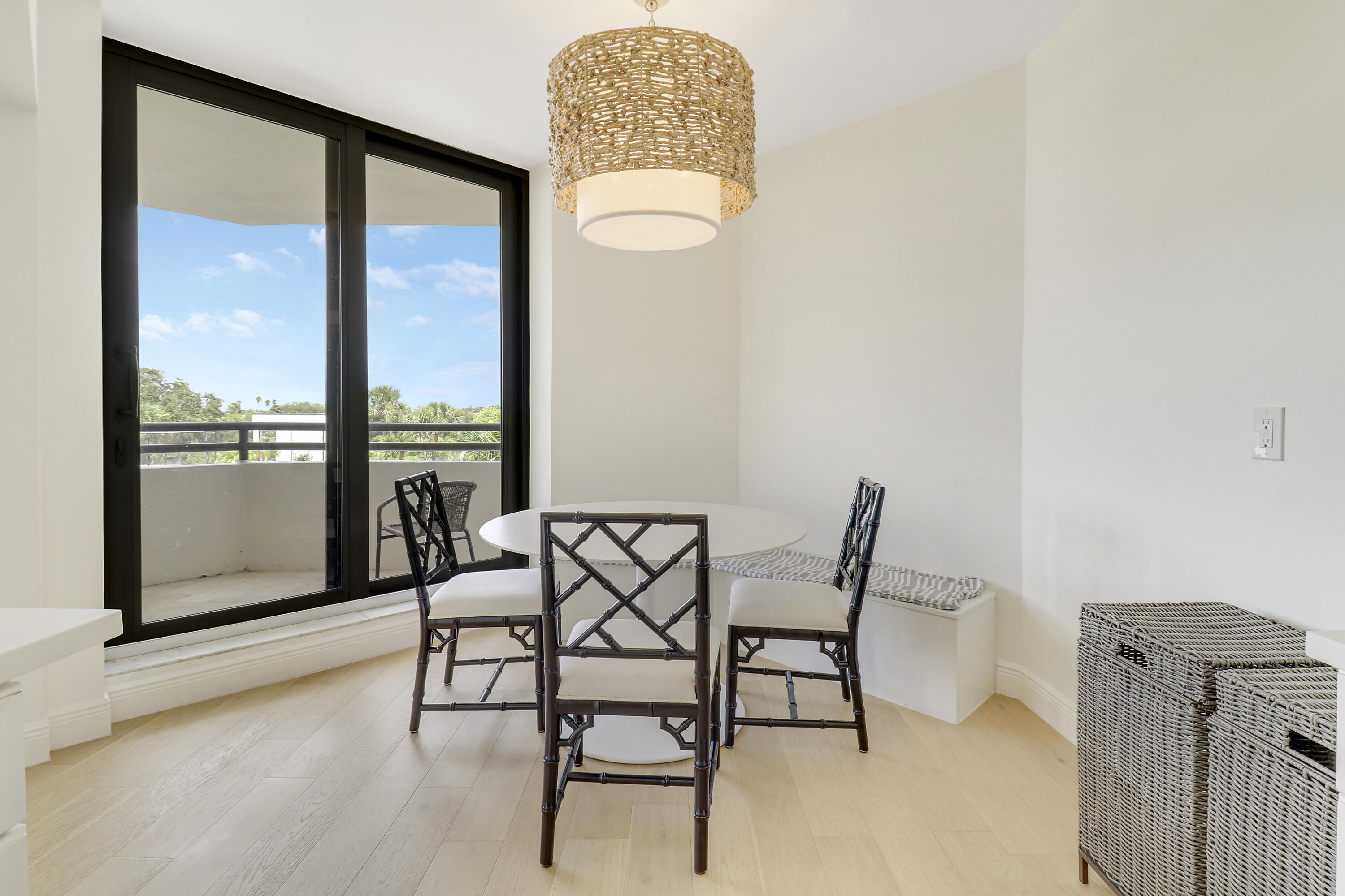 3322 Casseekey Island Road 301