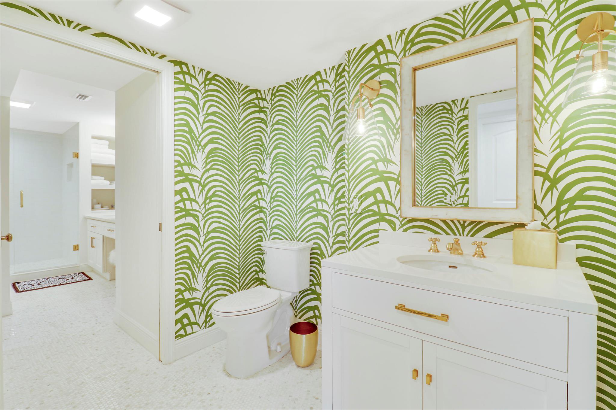 3322 Casseekey Island Road 301