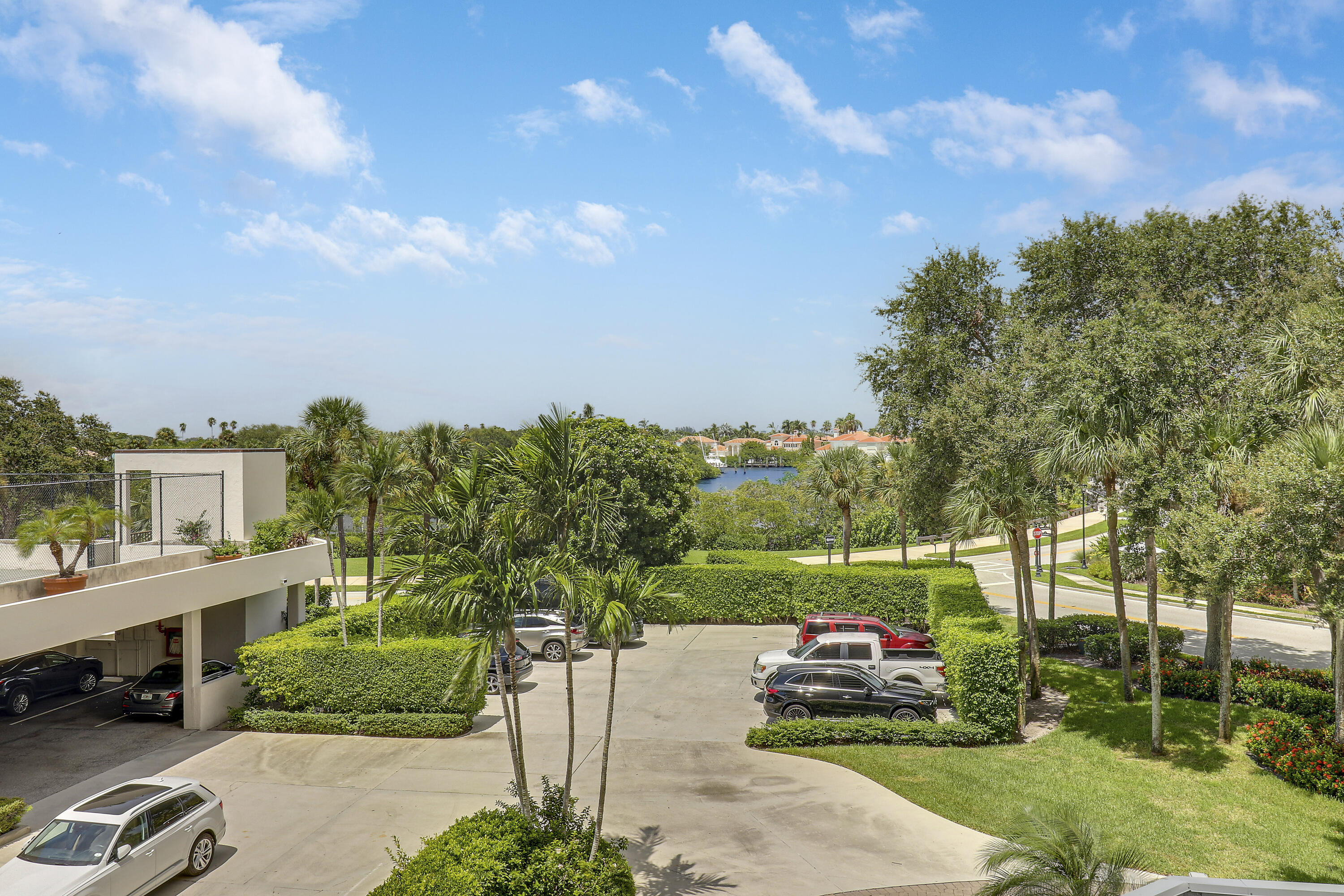 3322 Casseekey Island Road 301