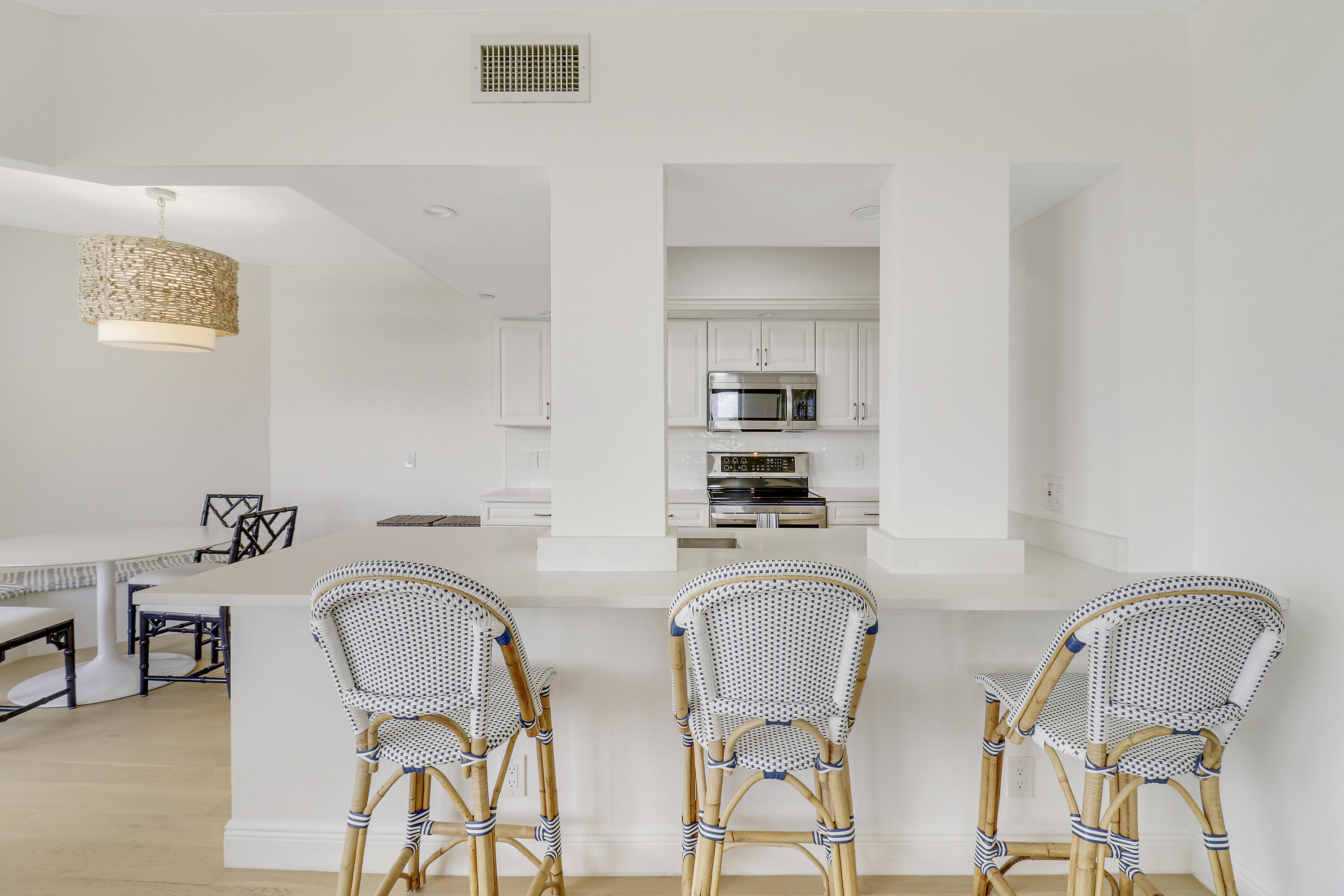 3322 Casseekey Island Road 301