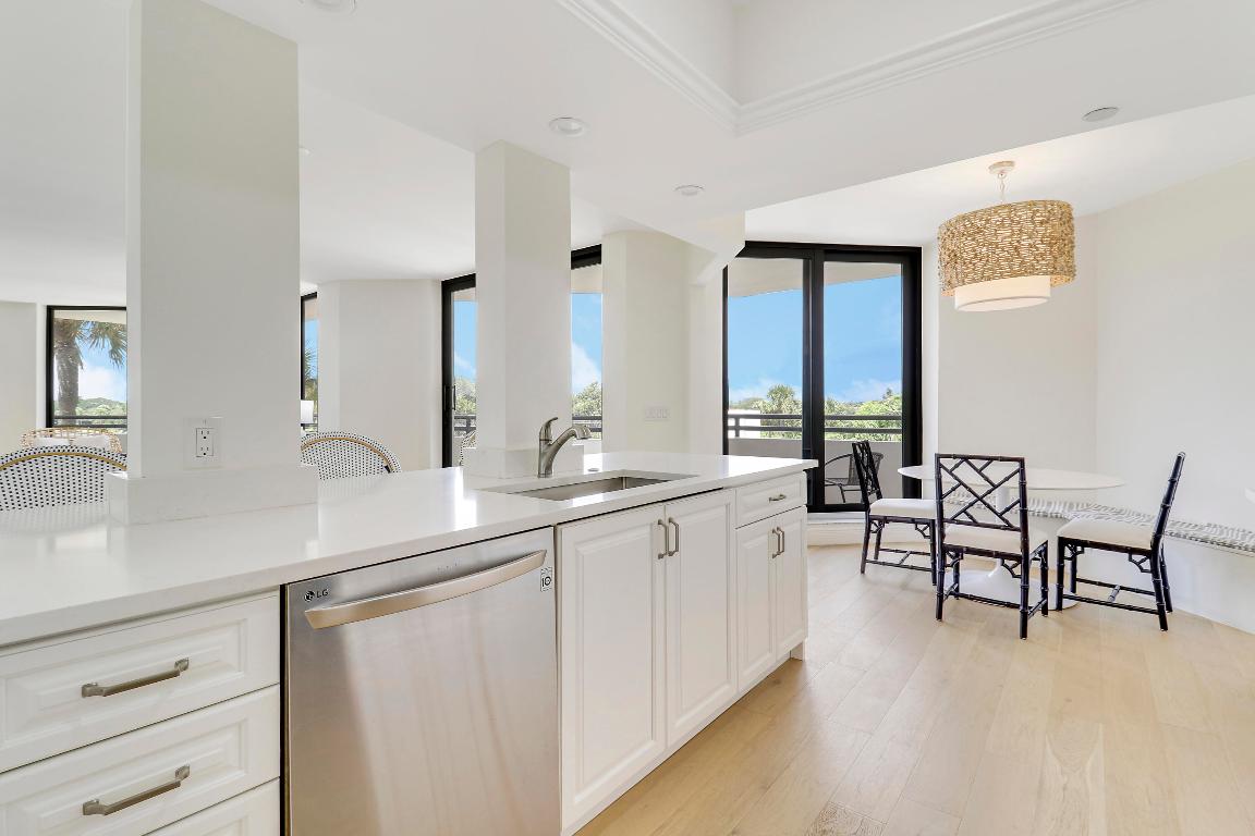 3322 Casseekey Island Road 301