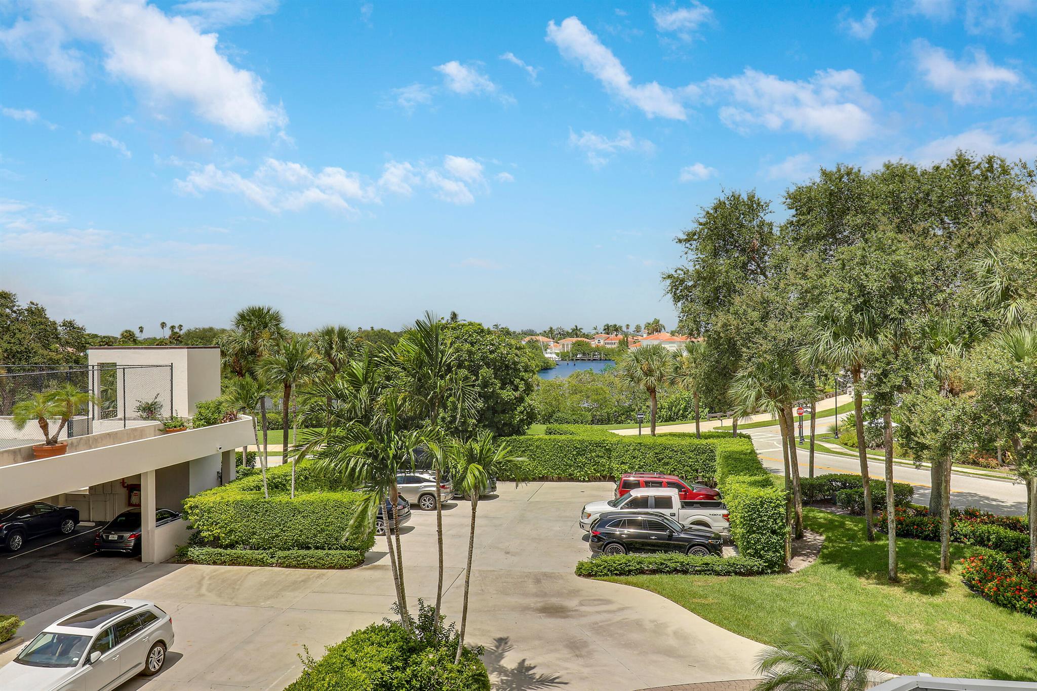 3322 Casseekey Island Road 301