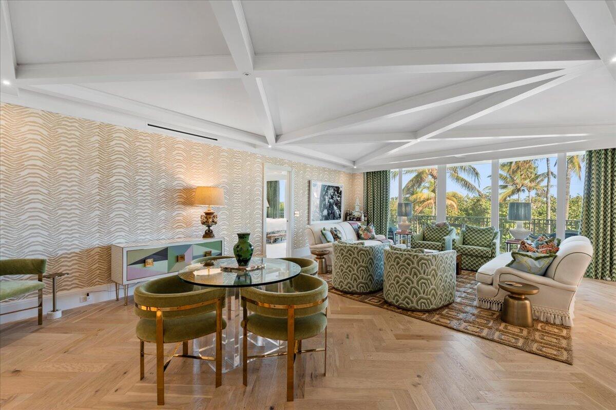 100 Royal Palm Way G3 | Palm Beach Oceanfront