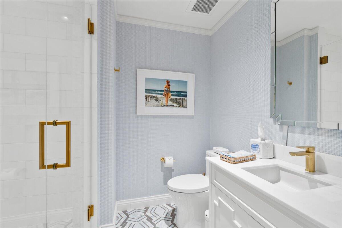100 Royal Palm Way G3 | Palm Beach Oceanfront