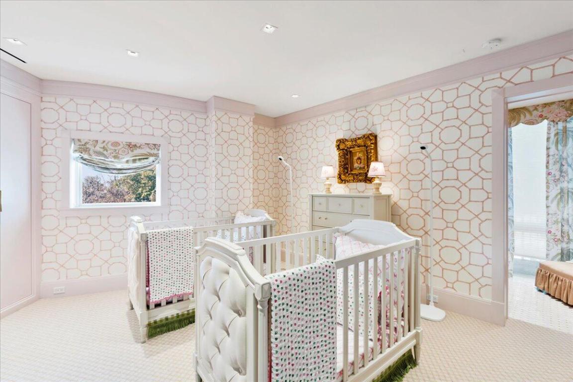 100 Royal Palm Way G3 | Palm Beach Oceanfront